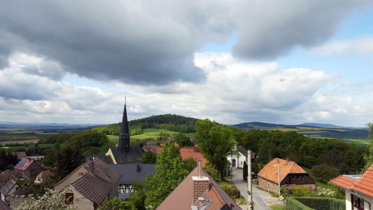 Hotel Kreuzbergbaude Beim Berzdorfer See Mit Wohlfuehl Sauna Markersdorf Extérieur photo