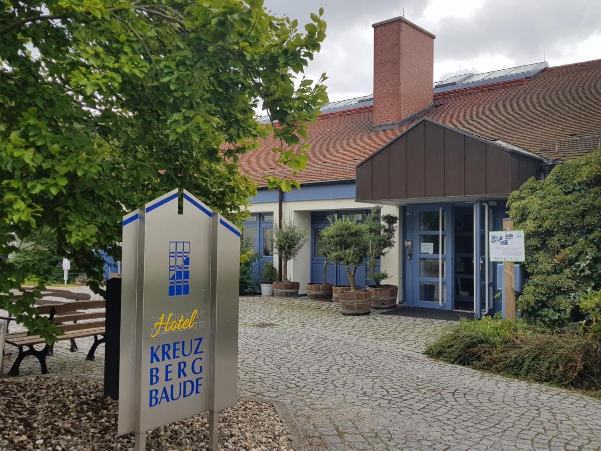Hotel Kreuzbergbaude Beim Berzdorfer See Mit Wohlfuehl Sauna Markersdorf Extérieur photo