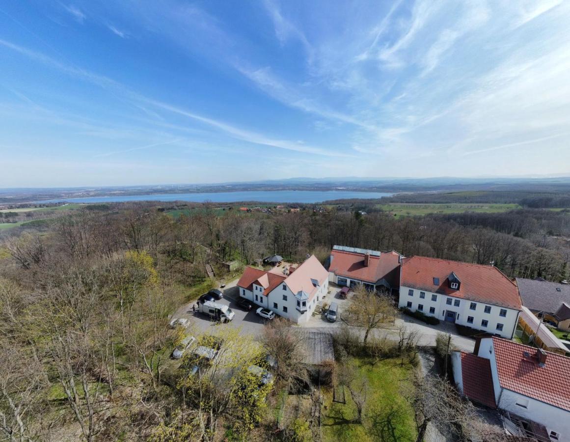 Hotel Kreuzbergbaude Beim Berzdorfer See Mit Wohlfuehl Sauna Markersdorf Extérieur photo